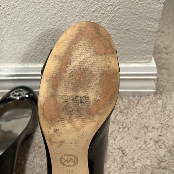 Michael Kors round heels 👠 - Picture 5 of 7